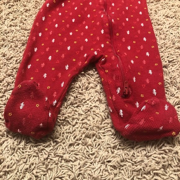 Gently used Carter’s sleepers (lot 2) - Picture 2 of 8